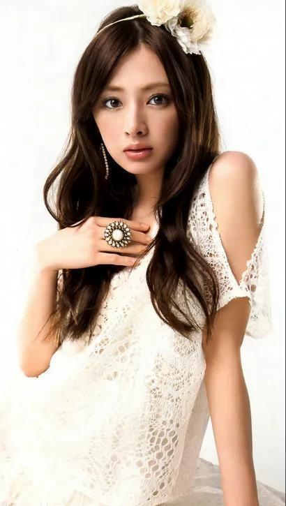 日本第一美女 是谁啊,她是谁？