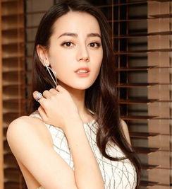 中国明星排行榜前十名,十大明星闪耀时刻回顾